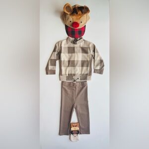 Montée Plaid Top & Pants Set with Matching Hat & Socks Beige Size 18 Months